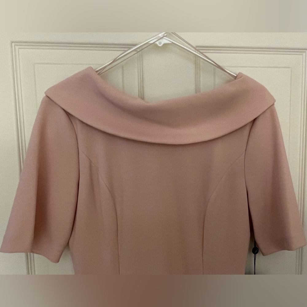 Roll Neck Sheath Collar Dress with V-back - Picture 2 of 6